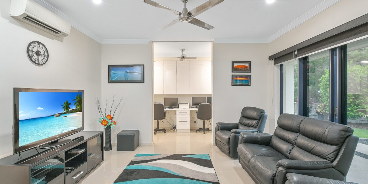 28 Port Close, Trinity Beach, QLD 4879 AUS