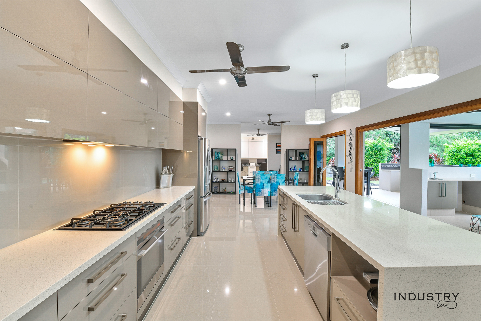 28 Port Close, Trinity Beach, QLD 4879 AUS