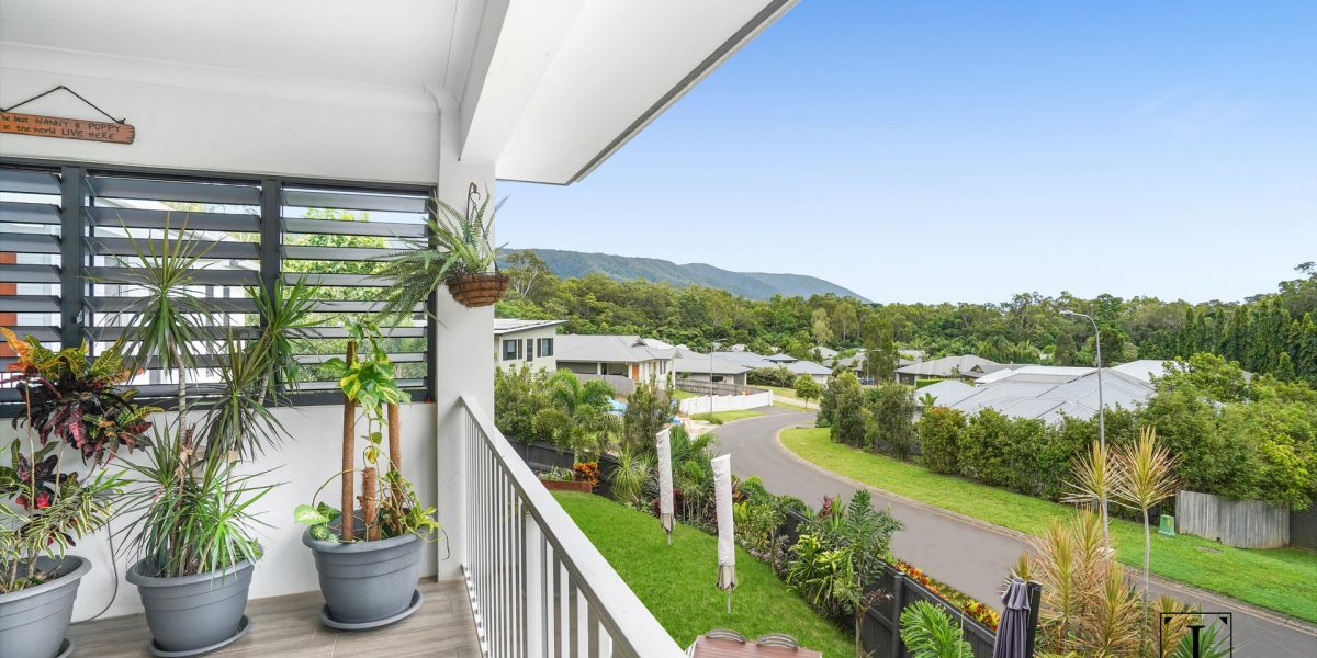 14 Megalong Close, Smithfield, QLD 4878 AUS