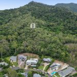 14 Megalong Close, Smithfield, QLD 4878 AUS