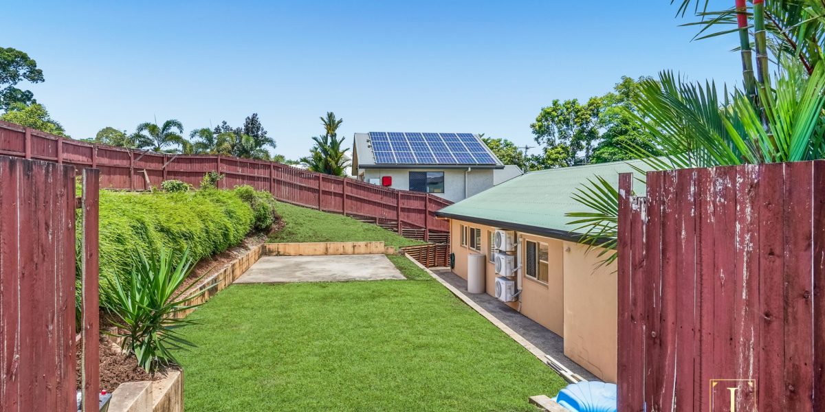7 Sherbrook Close, Brinsmead, QLD 4870 AUS