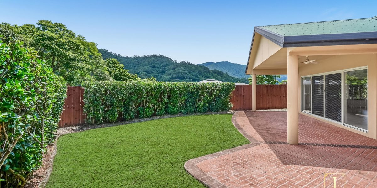 7 Sherbrook Close, Brinsmead, QLD 4870 AUS