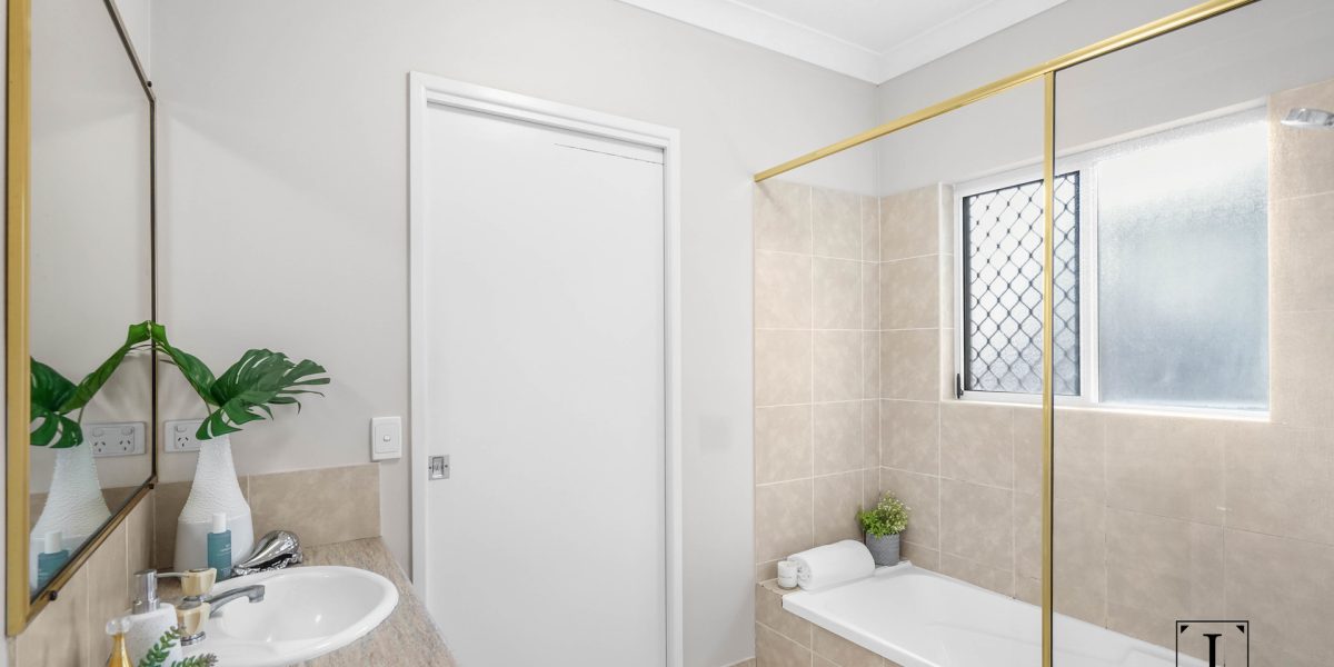 29 Dolphin Close, Kewarra Beach, QLD 4879 AUS