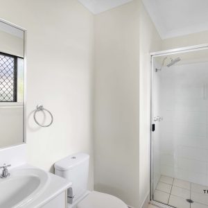 10 Roderick Street, Bentley Park, QLD 4869 AUS