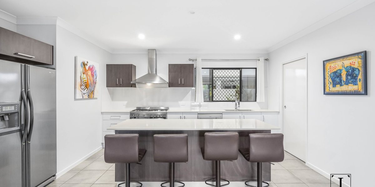 2 Bluecove Circuit, Trinity Park, QLD 4879 AUS