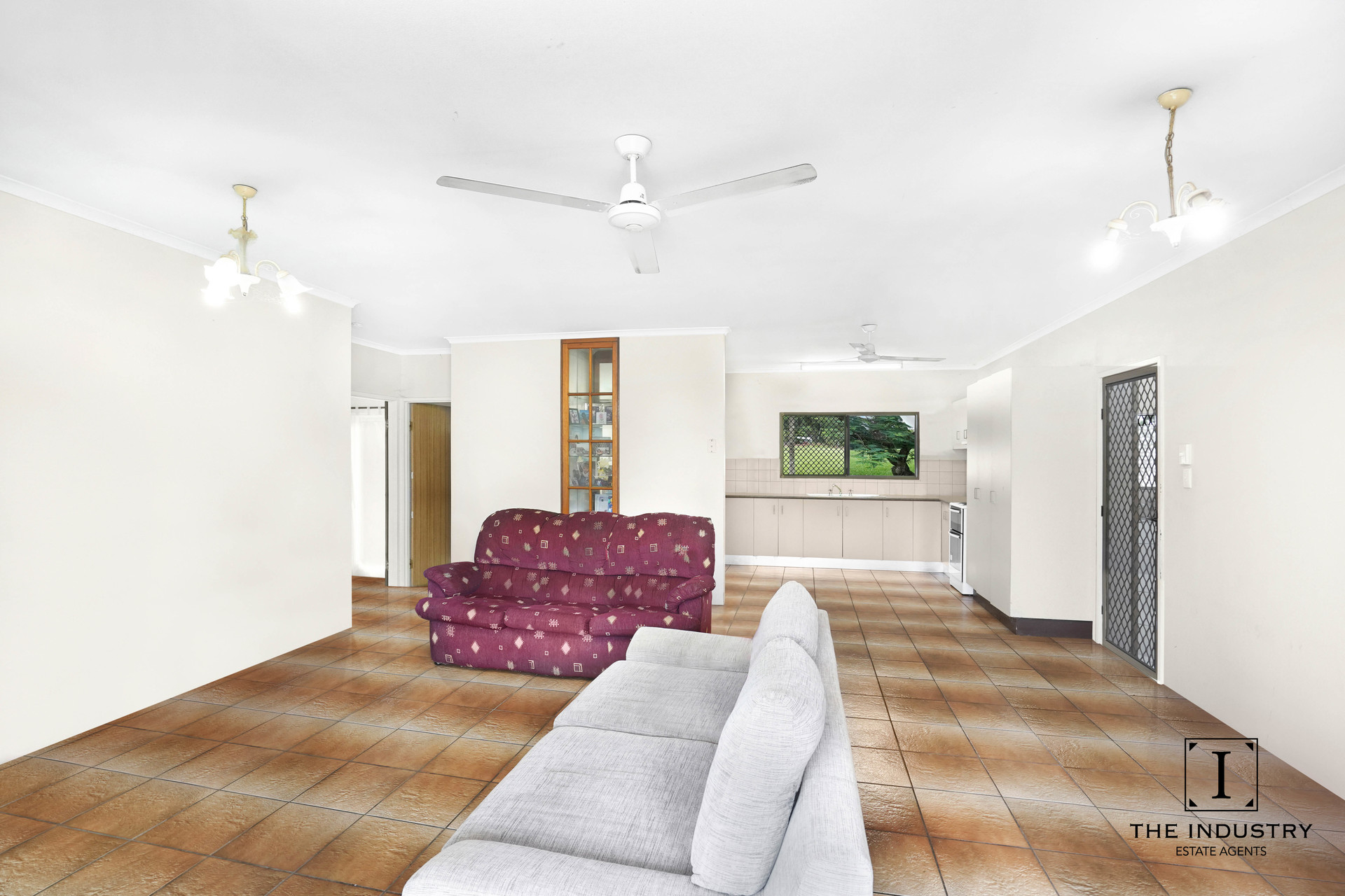 5 Noli Close, Mossman, QLD 4873 AUS