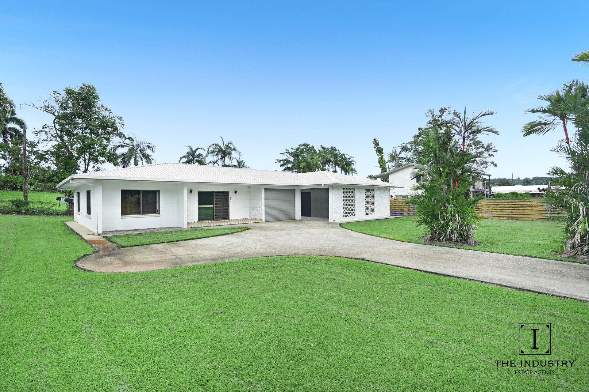 5 Noli Close, Mossman, QLD 4873 AUS