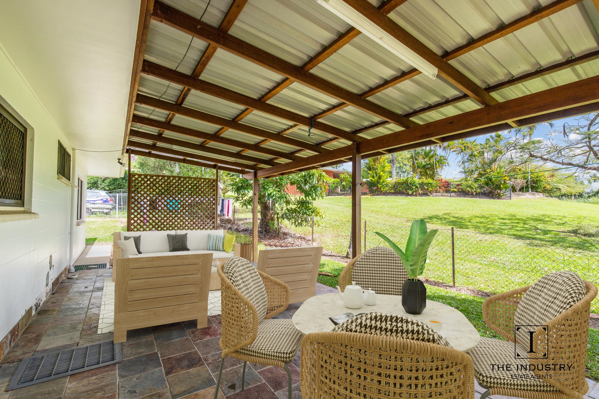 5 Noli Close, Mossman, QLD 4873 AUS