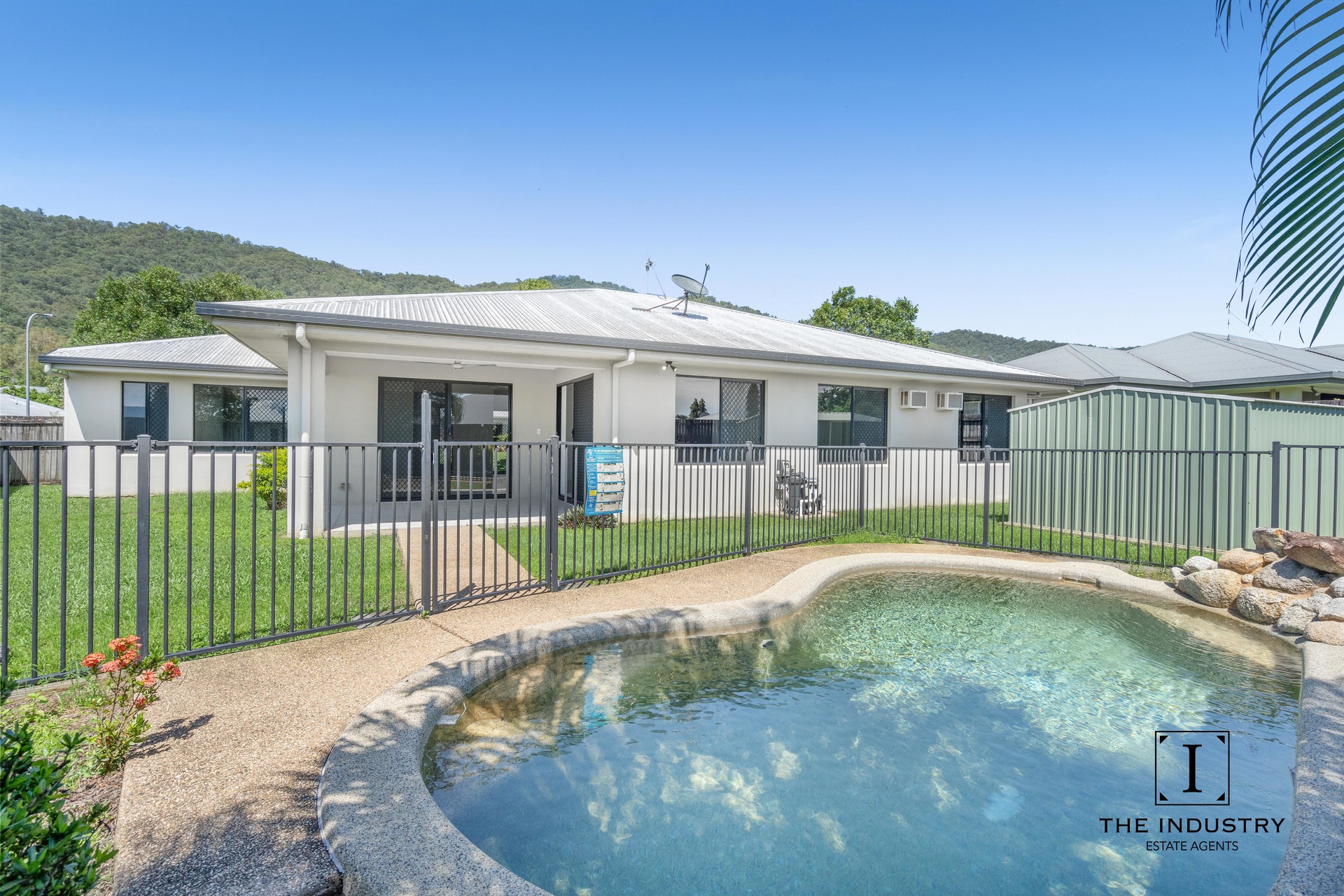 4 Bonner Close, Gordonvale, QLD 4865 AUS