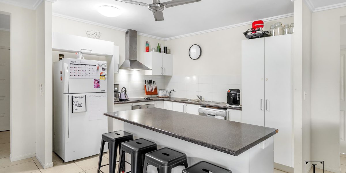 6 Roderick Street, Bentley Park, QLD 4869 AUS