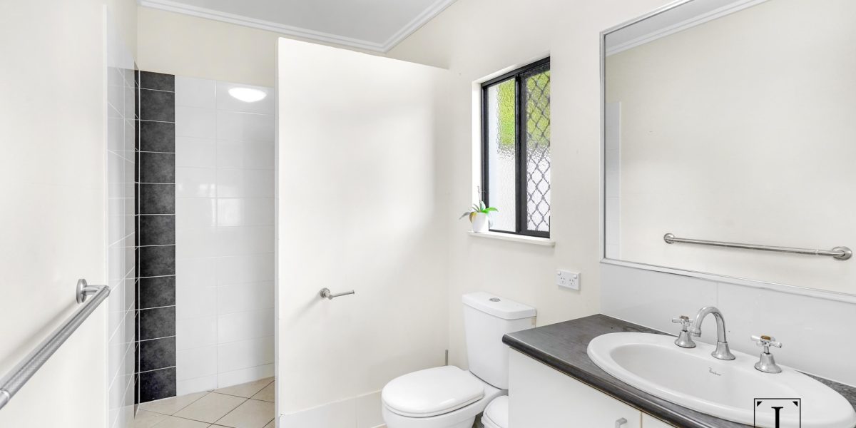 6 Roderick Street, Bentley Park, QLD 4869 AUS