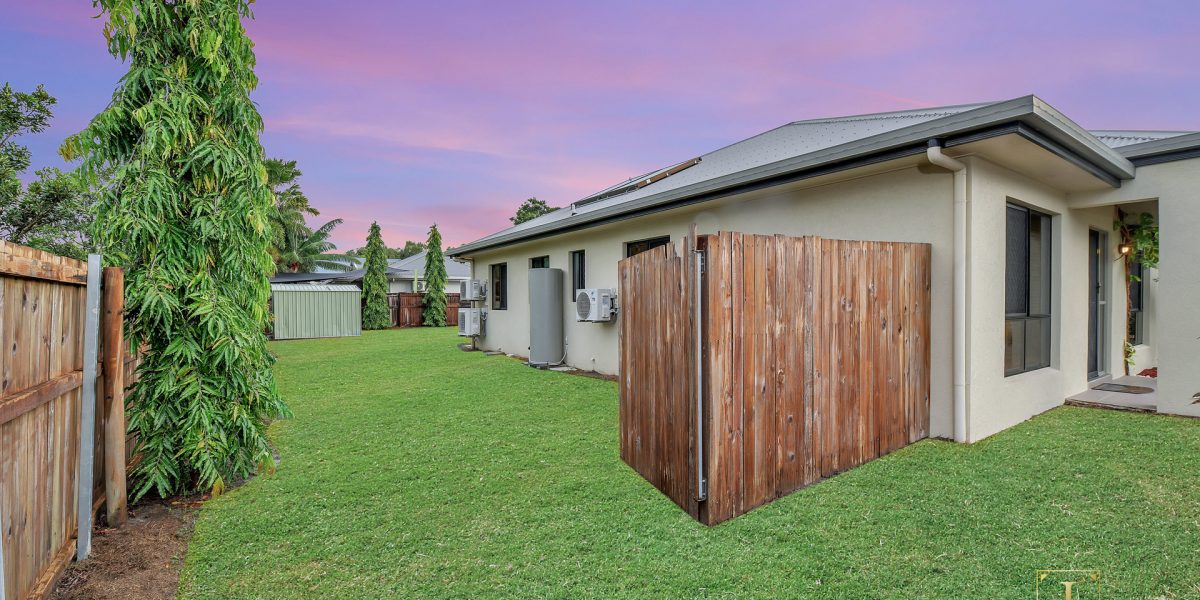 5 Moojeeba Way, Trinity Park, QLD 4879 AUS