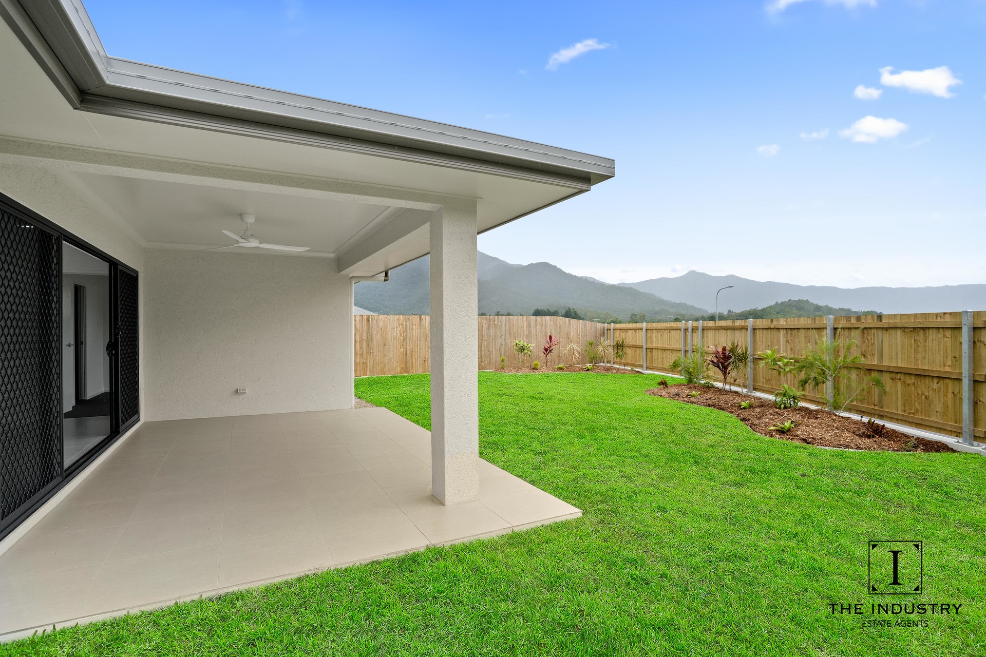 20 Blackmountain Trail, Mount Peter, QLD 4869 AUS