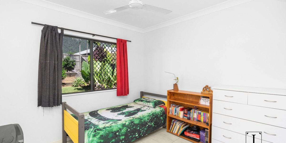14 Botany Avenue, Redlynch, QLD 4870 AUS