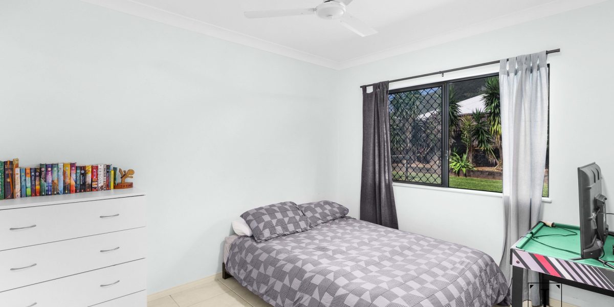 14 Botany Avenue, Redlynch, QLD 4870 AUS