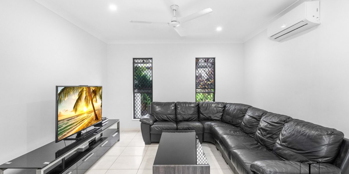 14 Botany Avenue, Redlynch, QLD 4870 AUS