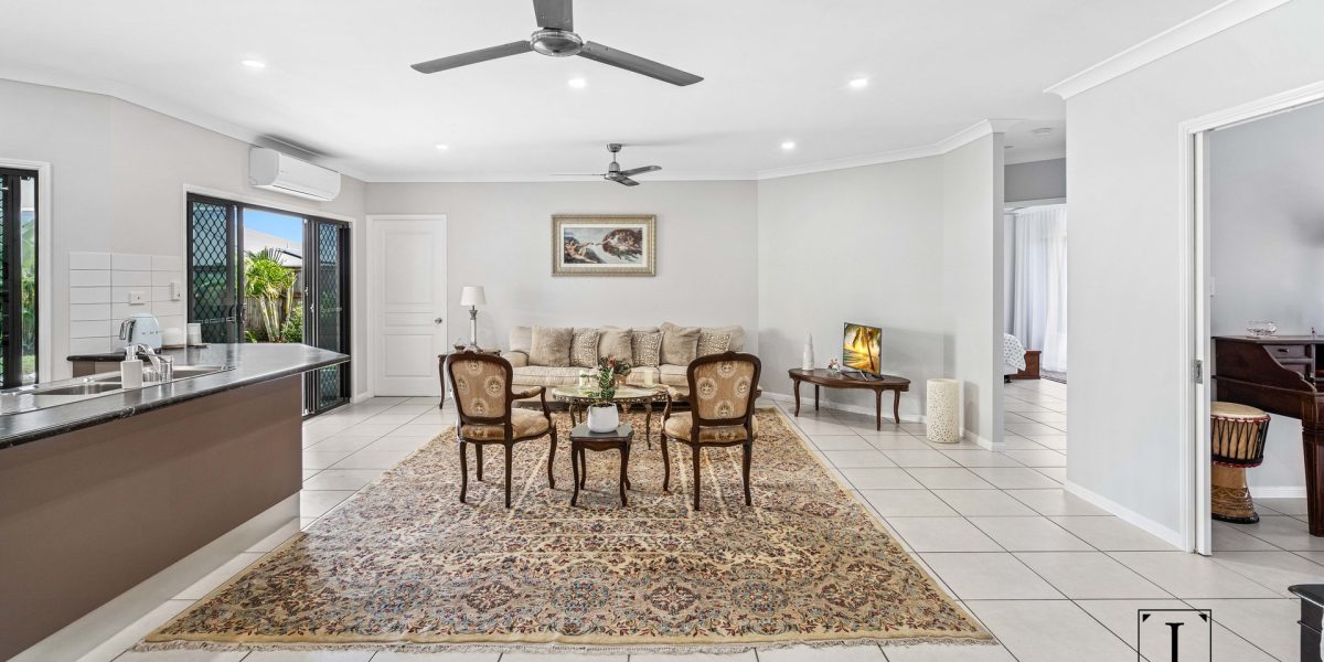 13 Bowline Place, Trinity Beach, QLD 4879 AUS