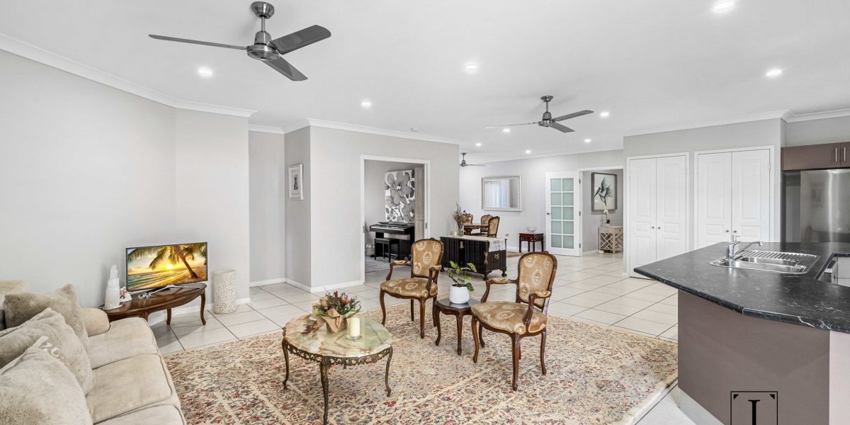 13 Bowline Place, Trinity Beach, QLD 4879 AUS