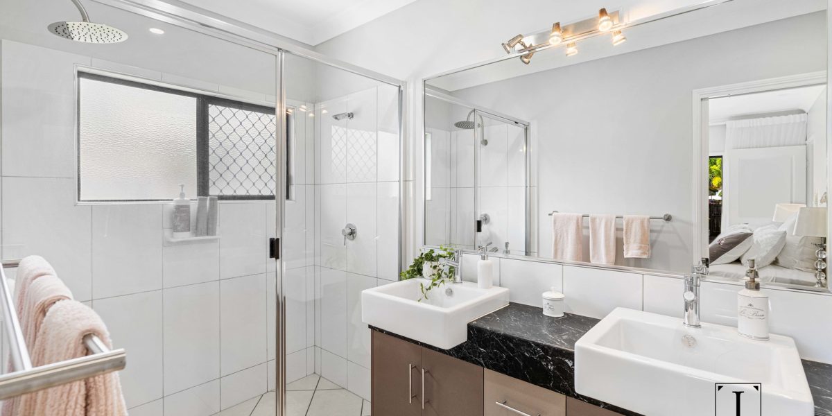 13 Bowline Place, Trinity Beach, QLD 4879 AUS