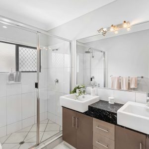 13 Bowline Place, Trinity Beach, QLD 4879 AUS
