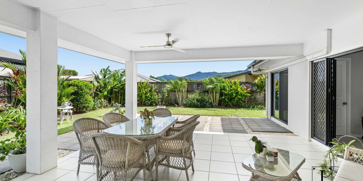 13 Bowline Place, Trinity Beach, QLD 4879 AUS
