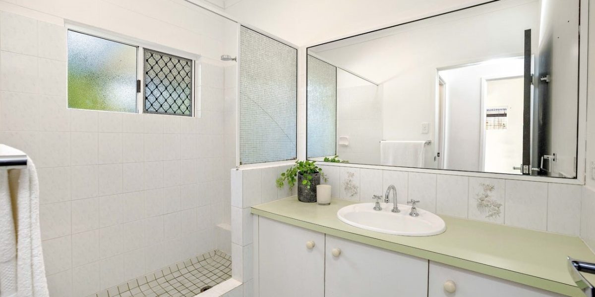9 Coolum Close, Kewarra Beach, QLD 4879 AUS