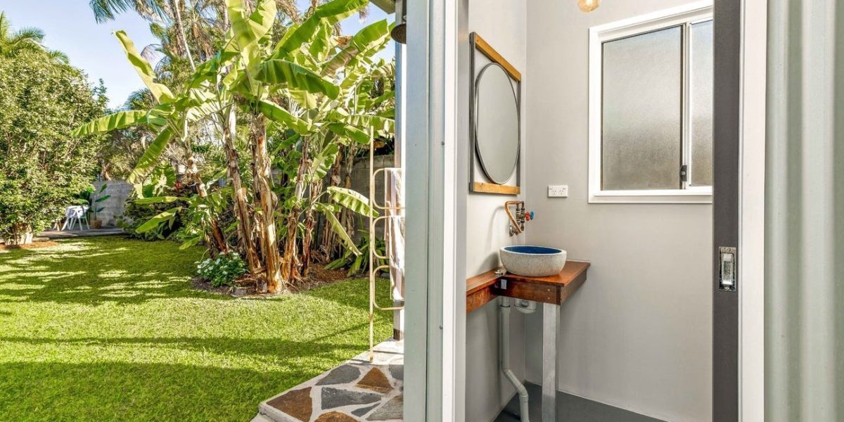 9 Coolum Close, Kewarra Beach, QLD 4879 AUS