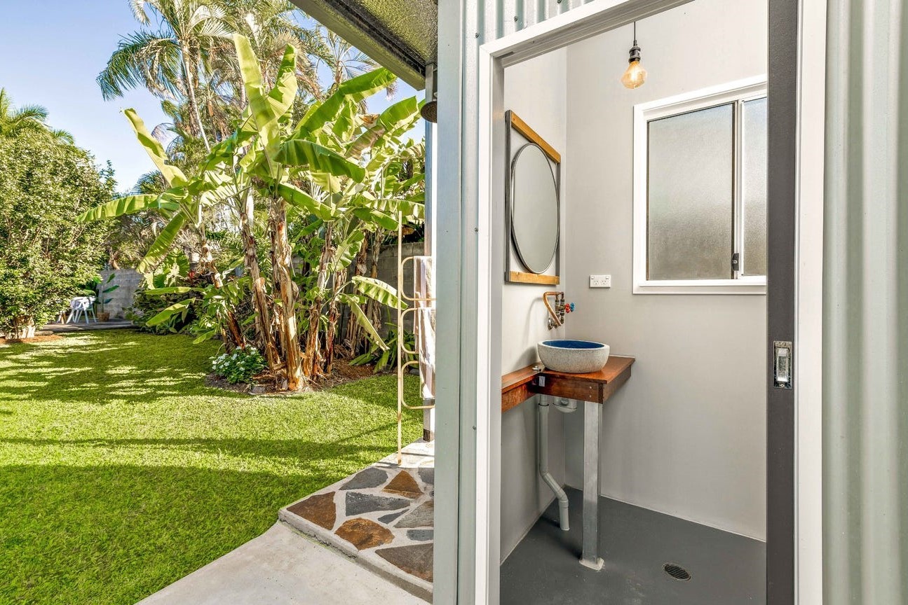 9 Coolum Close, Kewarra Beach, QLD 4879 AUS