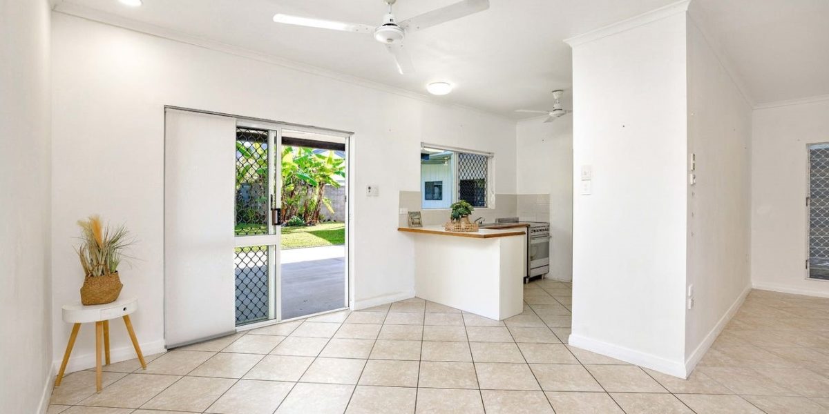 9 Coolum Close, Kewarra Beach, QLD 4879 AUS