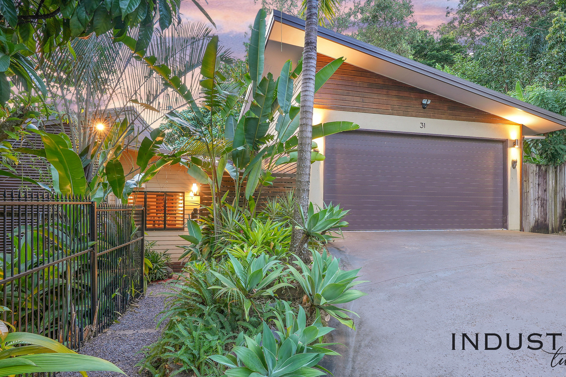 31 Lookout Terrace, Trinity Beach, QLD 4879 AUS