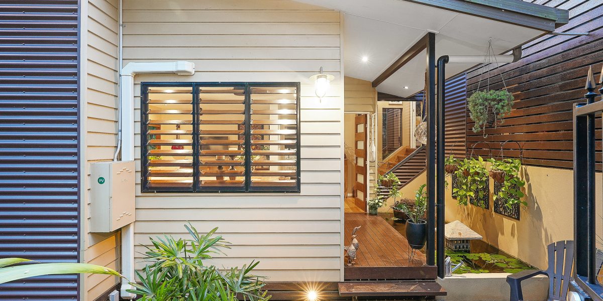 31 Lookout Terrace, Trinity Beach, QLD 4879 AUS