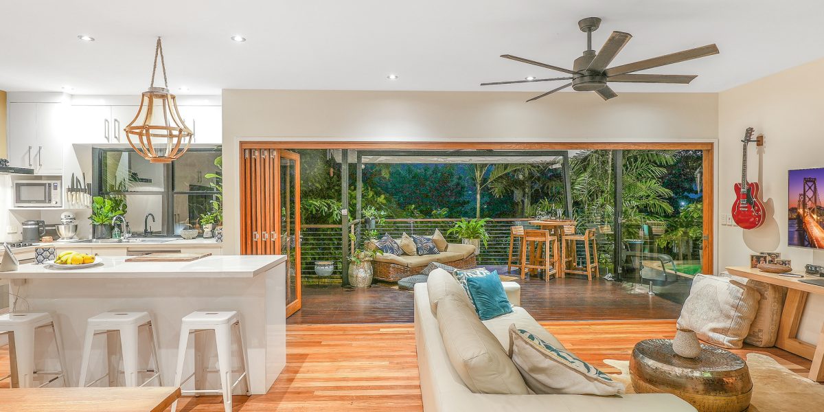 31 Lookout Terrace, Trinity Beach, QLD 4879 AUS