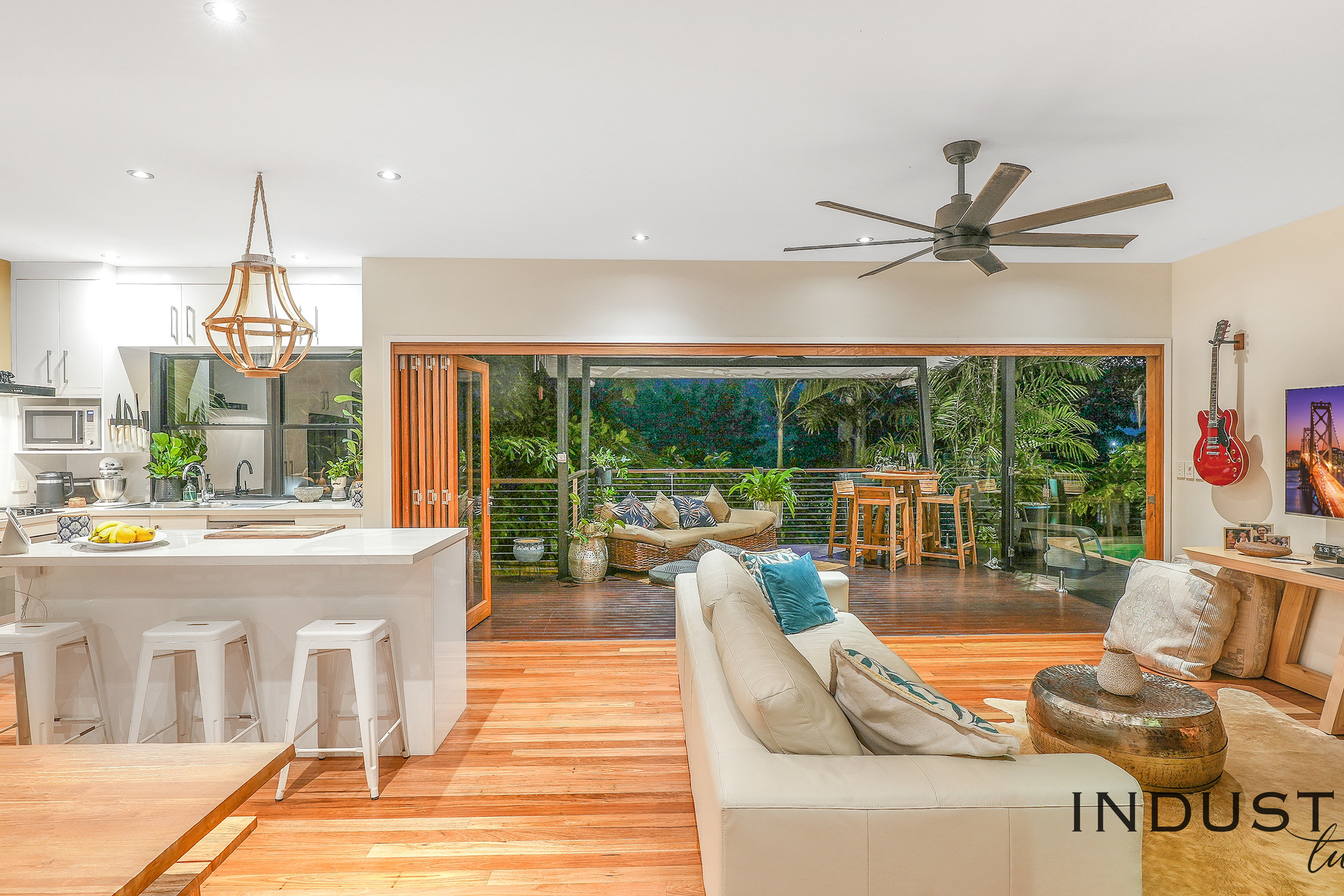 31 Lookout Terrace, Trinity Beach, QLD 4879 AUS