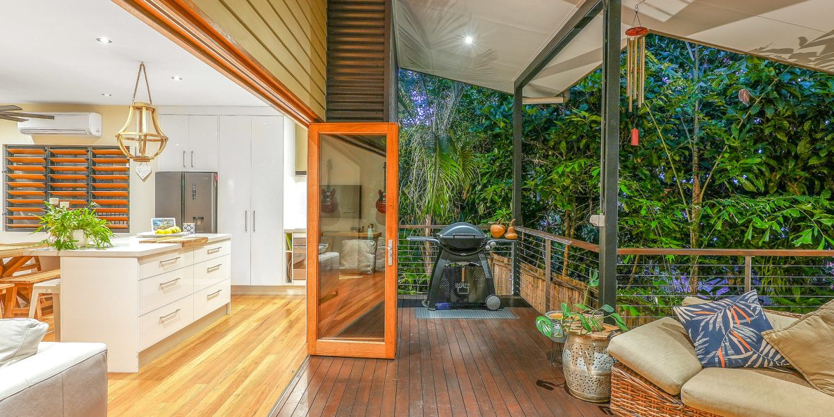 31 Lookout Terrace, Trinity Beach, QLD 4879 AUS