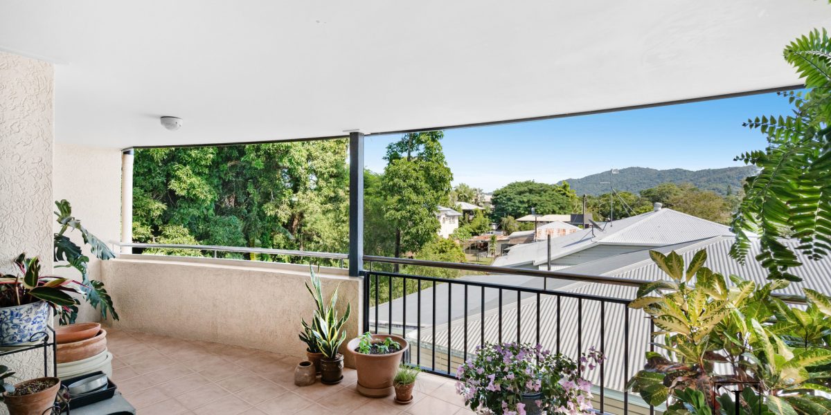 8/163-165 Martyn Street, Manunda, QLD 4870 AUS