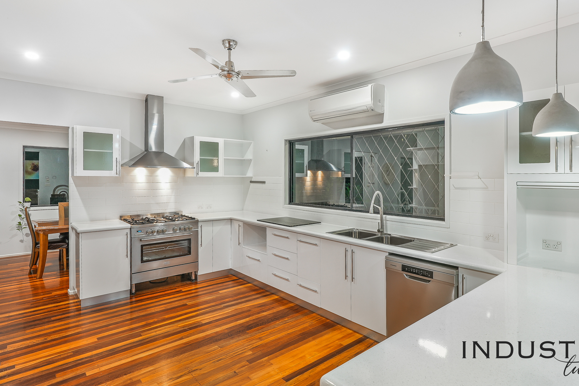 89-91 James Cook Drive, Kewarra Beach, QLD 4879 AUS