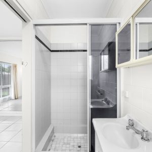 20 Periwinkle Avenue, Trinity Beach, QLD 4879 AUS