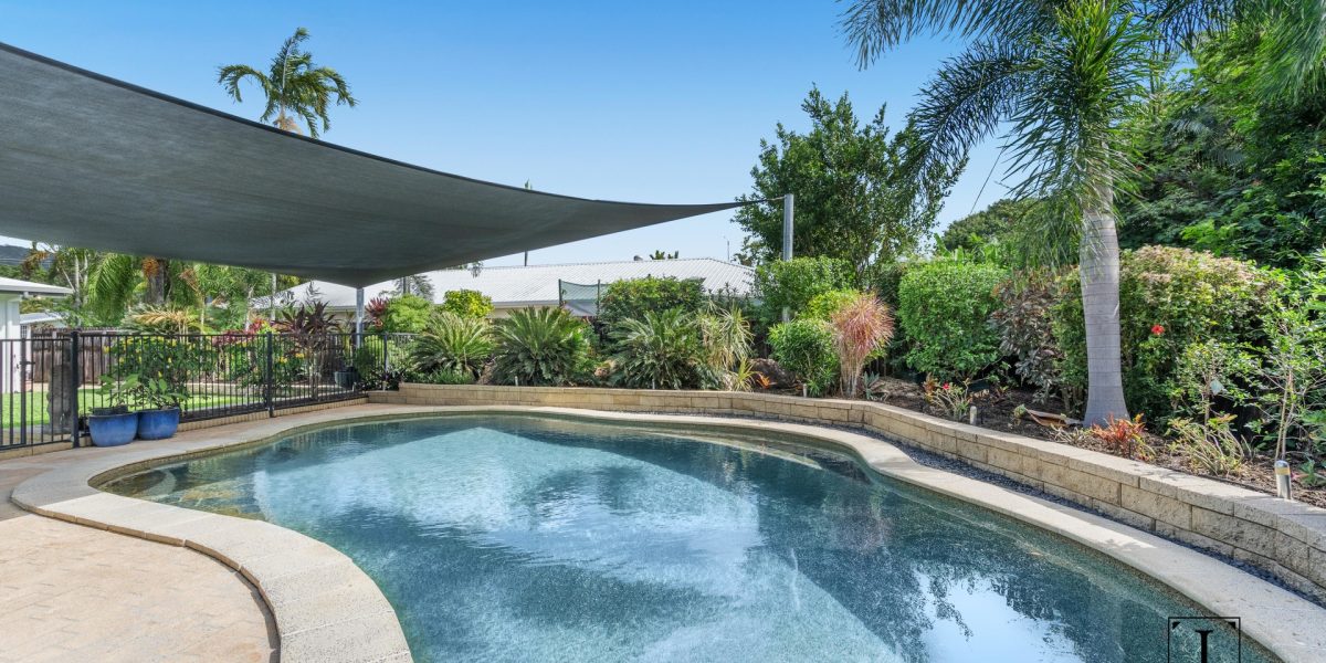20 Periwinkle Avenue, Trinity Beach, QLD 4879 AUS