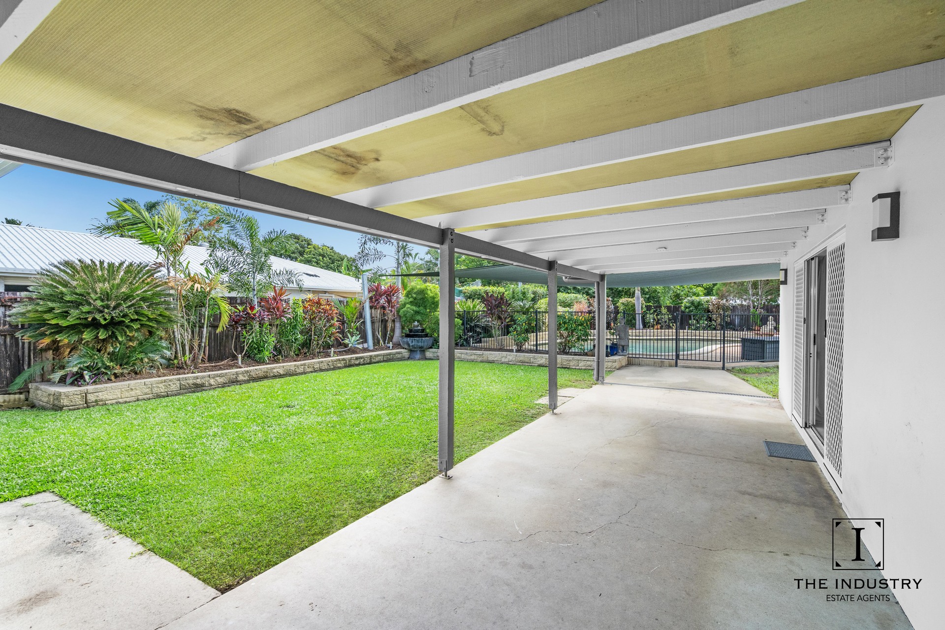 20 Periwinkle Avenue, Trinity Beach, QLD 4879 AUS