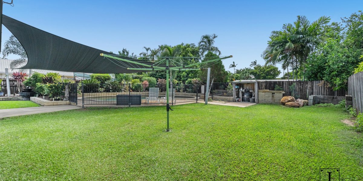 20 Periwinkle Avenue, Trinity Beach, QLD 4879 AUS