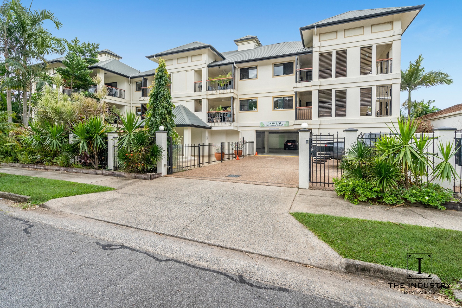 5/38-40 Digger Street, Cairns North, QLD 4870 AUS