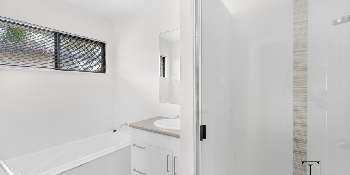 40 Flagstone Terrace, Smithfield, QLD 4878 AUS