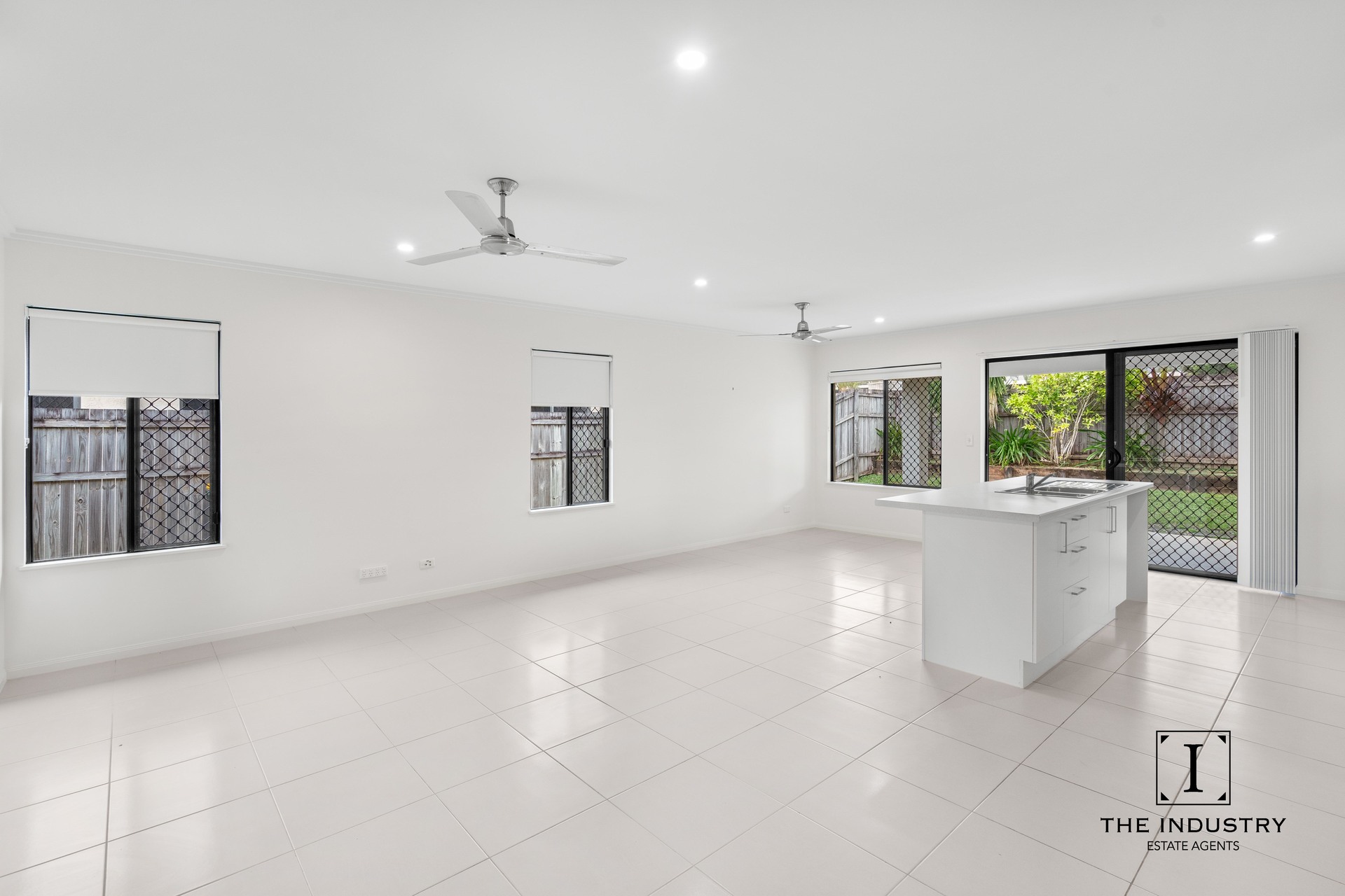 40 Flagstone Terrace, Smithfield, QLD 4878 AUS