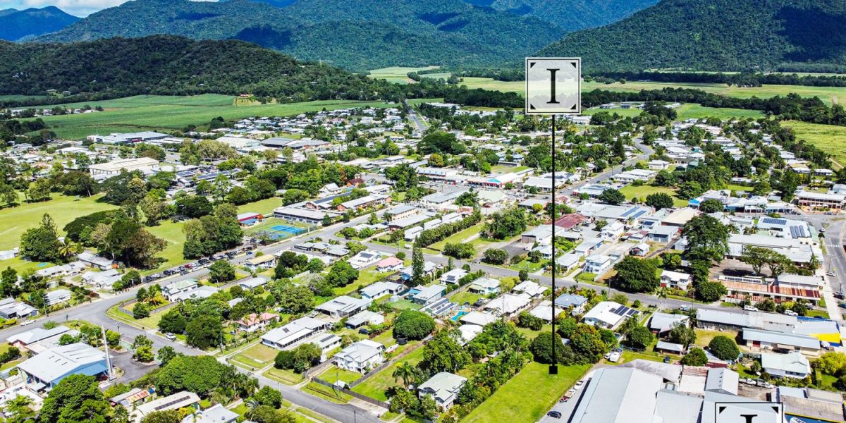 7 Thomas Street, Mossman, QLD 4873 AUS