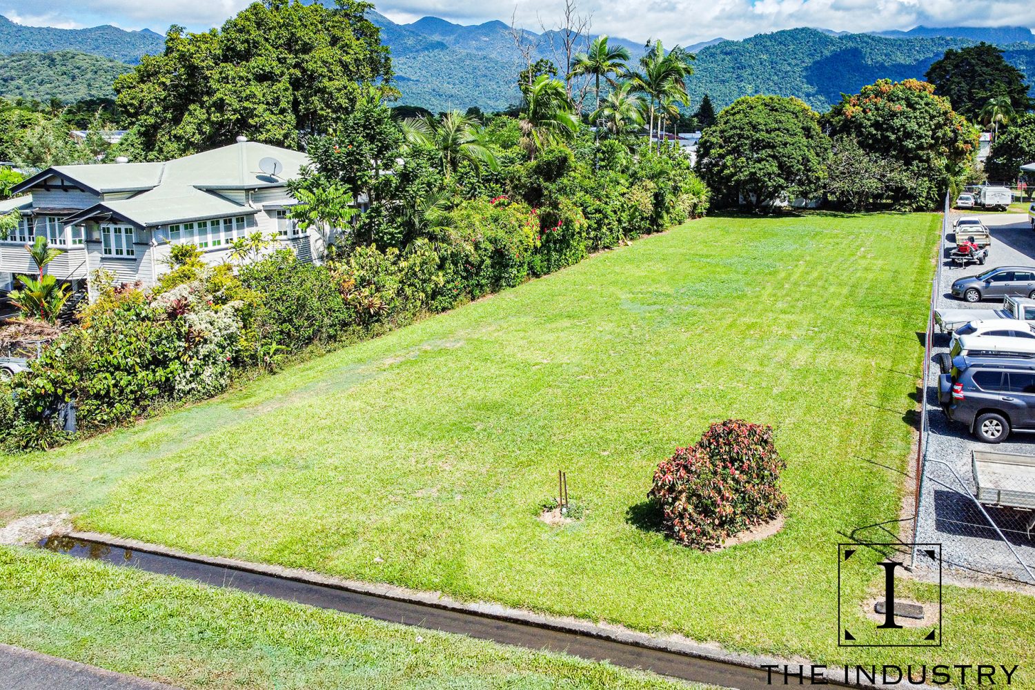 7 Thomas Street, Mossman, QLD 4873 AUS