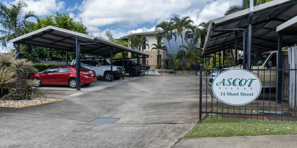 4/14 Short Street, Redlynch, QLD 4870 AUS