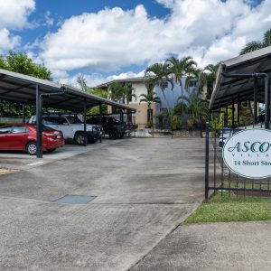 4/14 Short Street, Redlynch, QLD 4870 AUS