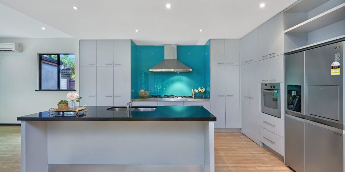 1 Turtle Close, Clifton Beach, QLD 4879 AUS