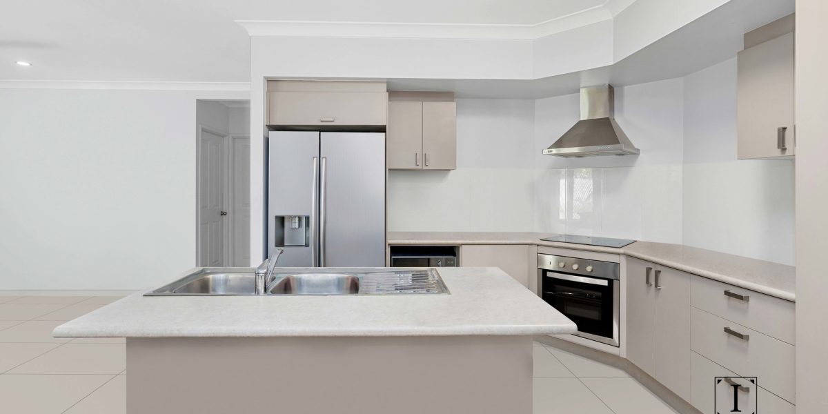 3 Murrinda Gardens, Trinity Park, QLD 4879 AUS