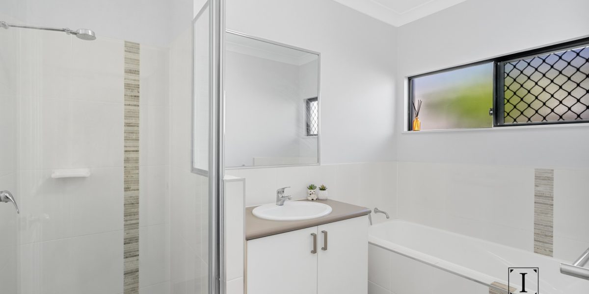 3 Murrinda Gardens, Trinity Park, QLD 4879 AUS